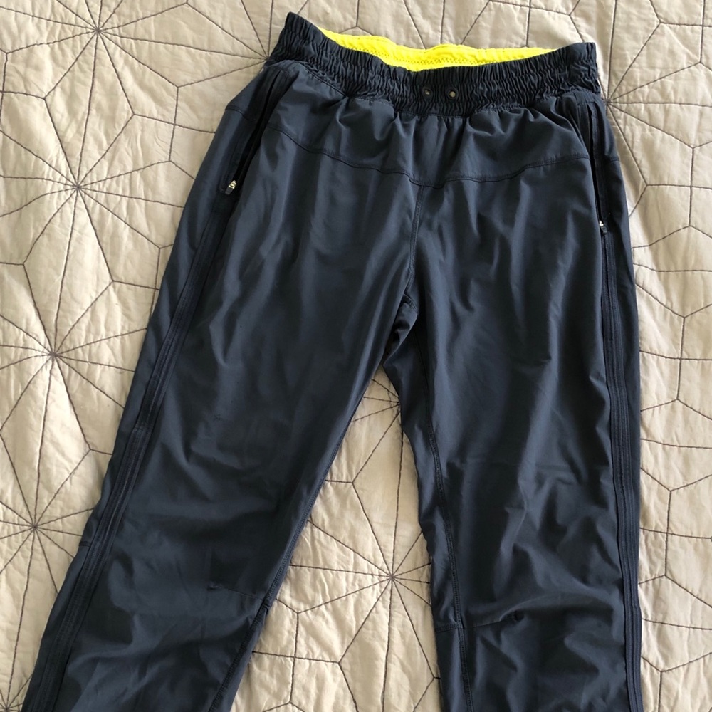 Lululemon joggers